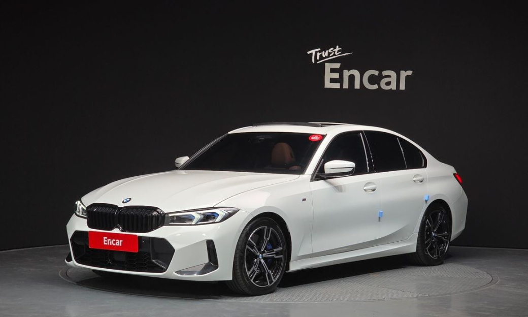 BMW 3-Series 320i M Sport, 2023