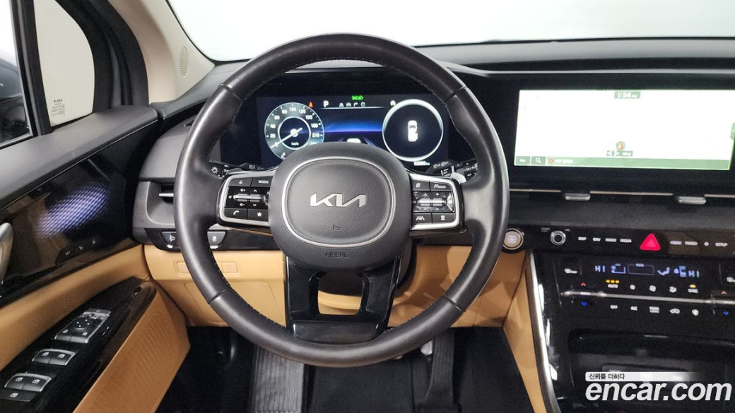 Kia Carnival 7-Seater Signature, 2023