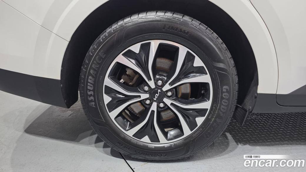 Kia Carnival 9-Seater Noblesse, 2023