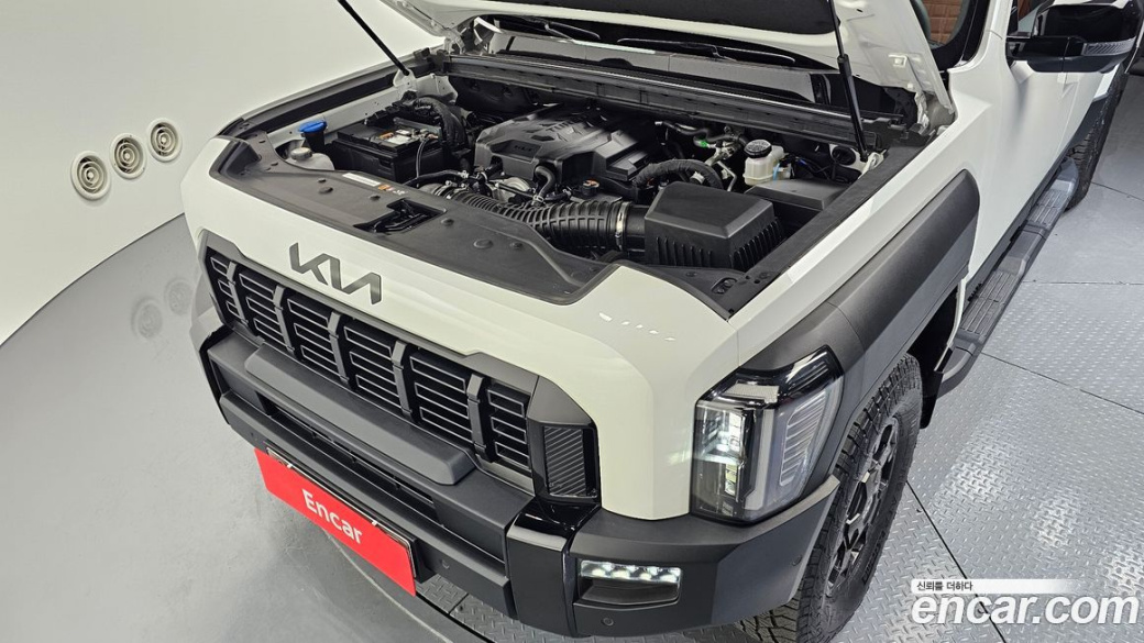 Kia Tasman 2.5T Gasoline 4WD, 2026