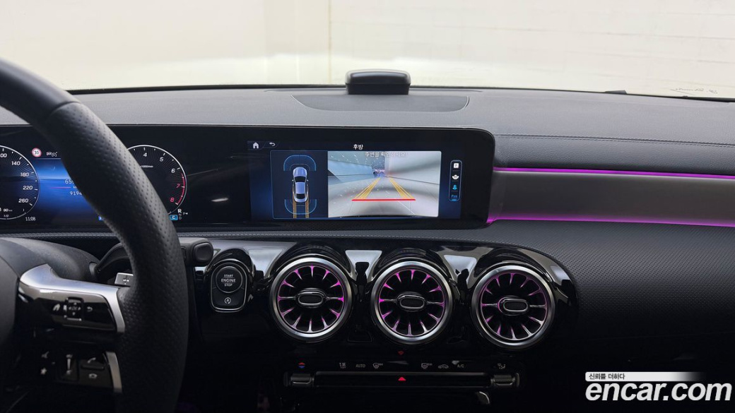 Mercedes-Benz CLA-Class CLA250 4MATIC, 2025