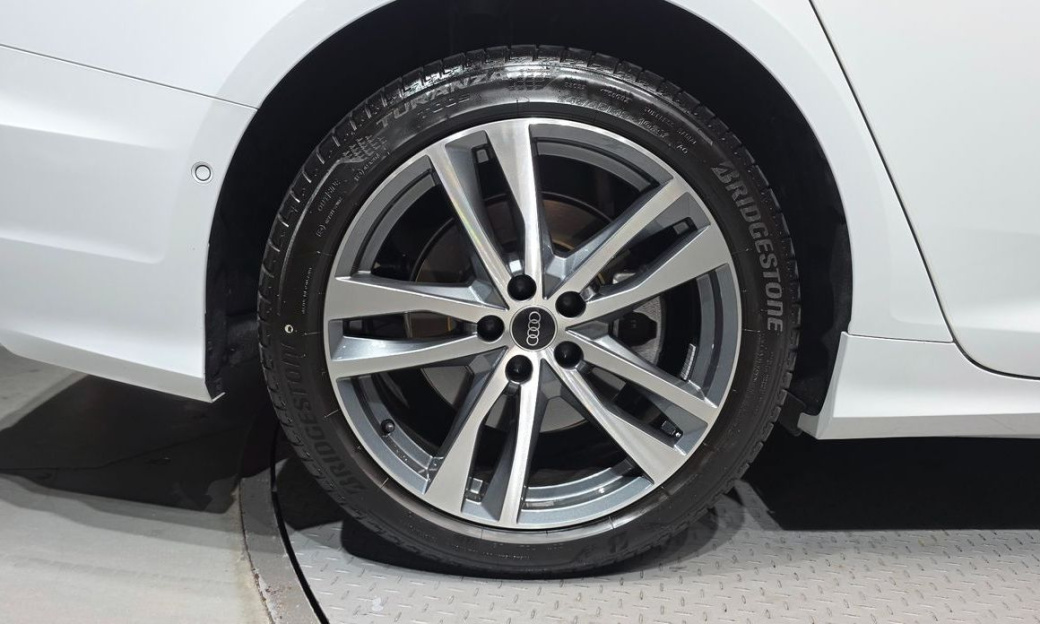 Audi A6 45 TFSI Premium, 2023