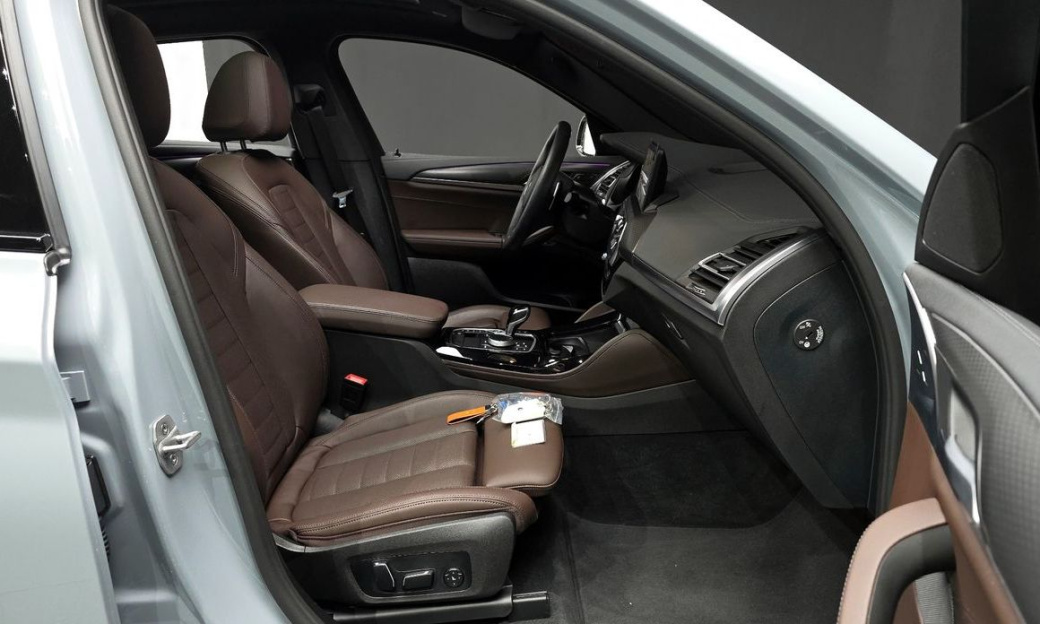 BMW X4 xDrive20d M Sport, 2025
