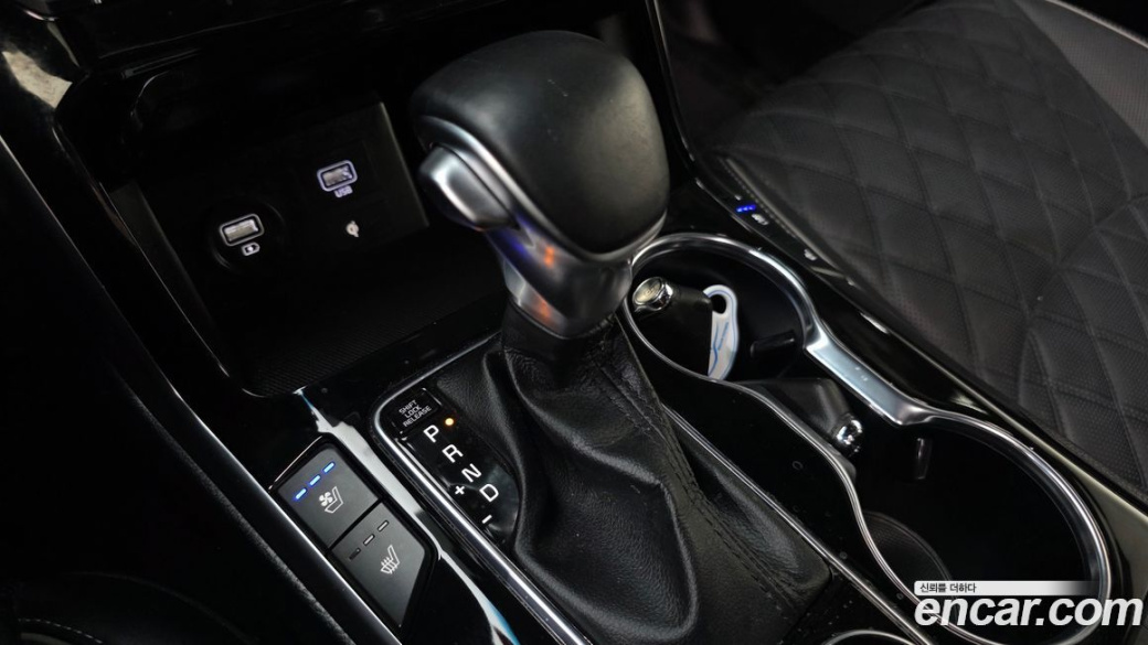 Kia Mohave Diesel 3.0 4WD 6-Seater, 2022