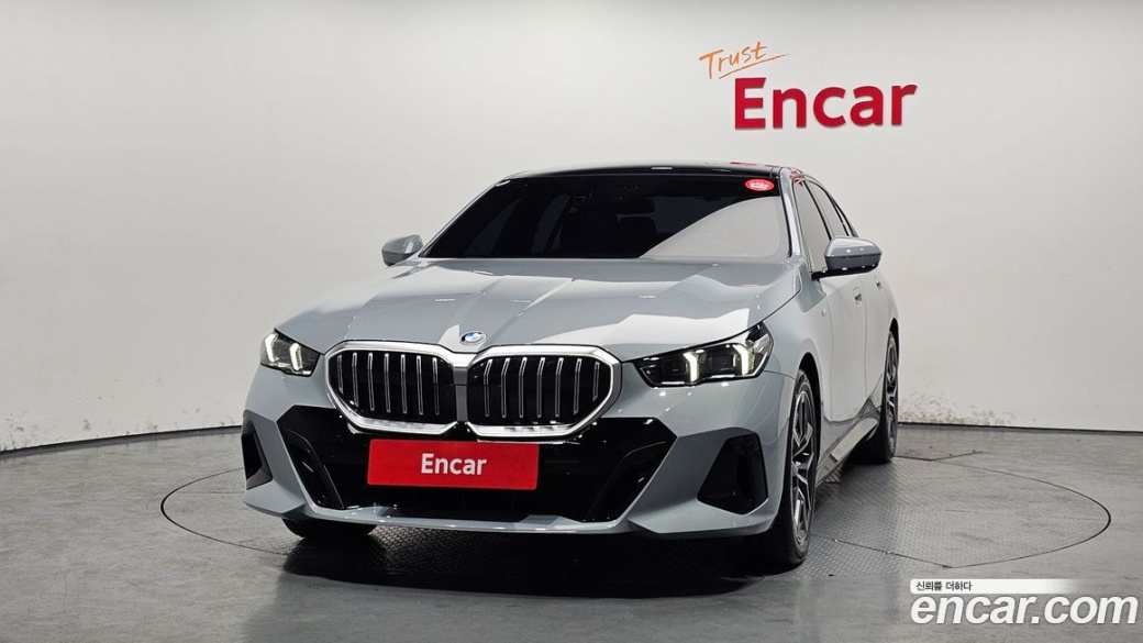 BMW 5-Series 520i M Sport, 2024