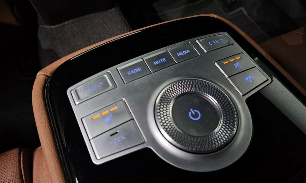 Genesis G80 Gasoline 2.5 Turbo AWD, 2022