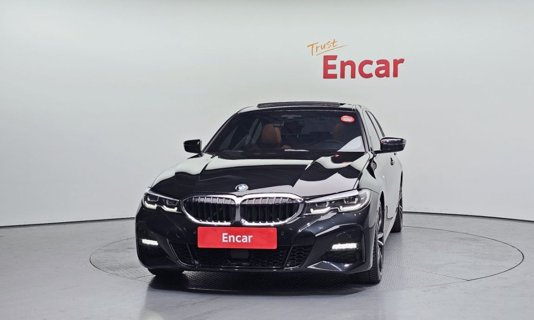 BMW 3-Series 320i M Sport, 2022