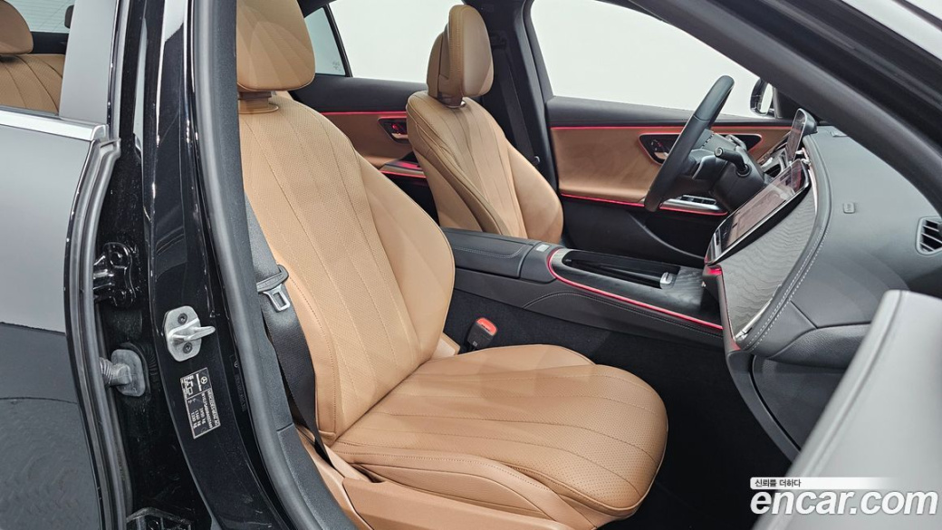 Mercedes-Benz E-Class E200 Avantgarde, 2024