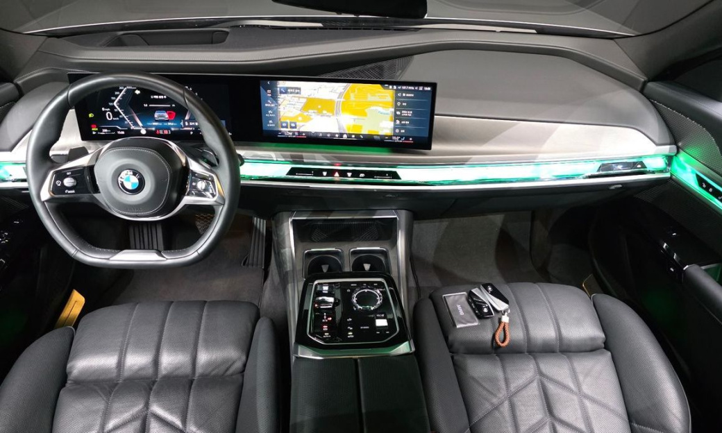 BMW 7-Series 740d xDrive Design Pure Excellence, 2024