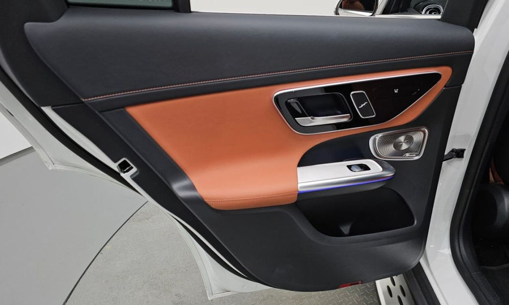 Mercedes-Benz GLC-Class GLC 300 4MATIC Avantgarde, 2025