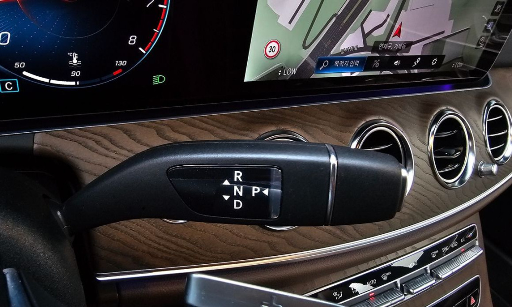 Mercedes-Benz E-Class E250 Exclusive, 2023