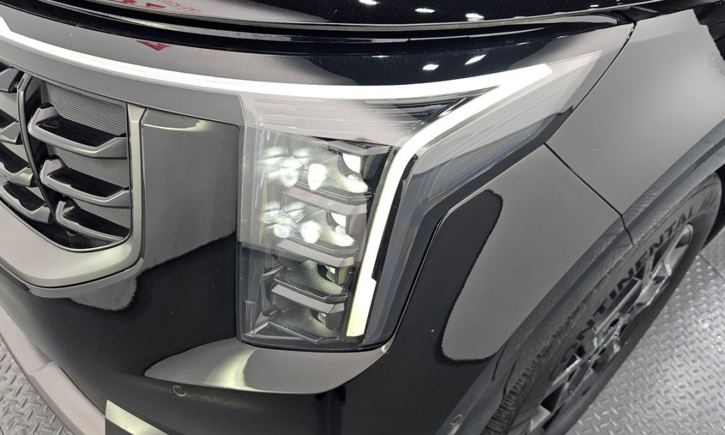 Kia Carnival 7-Seater Gravity, 2025