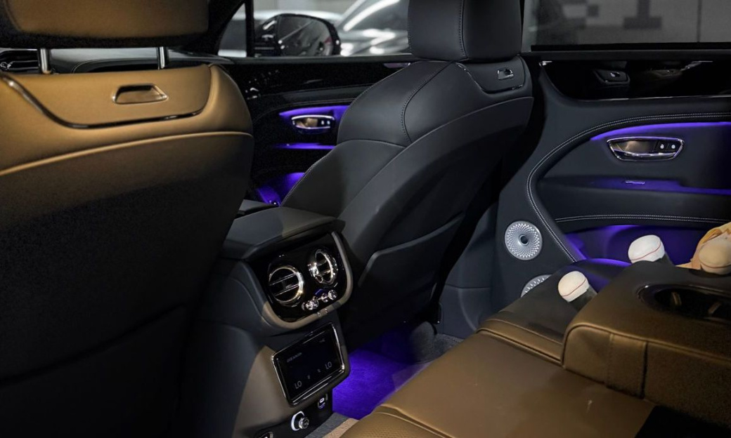 Bentley Bentayga 4.0 V8 S Black Edition, 2024
