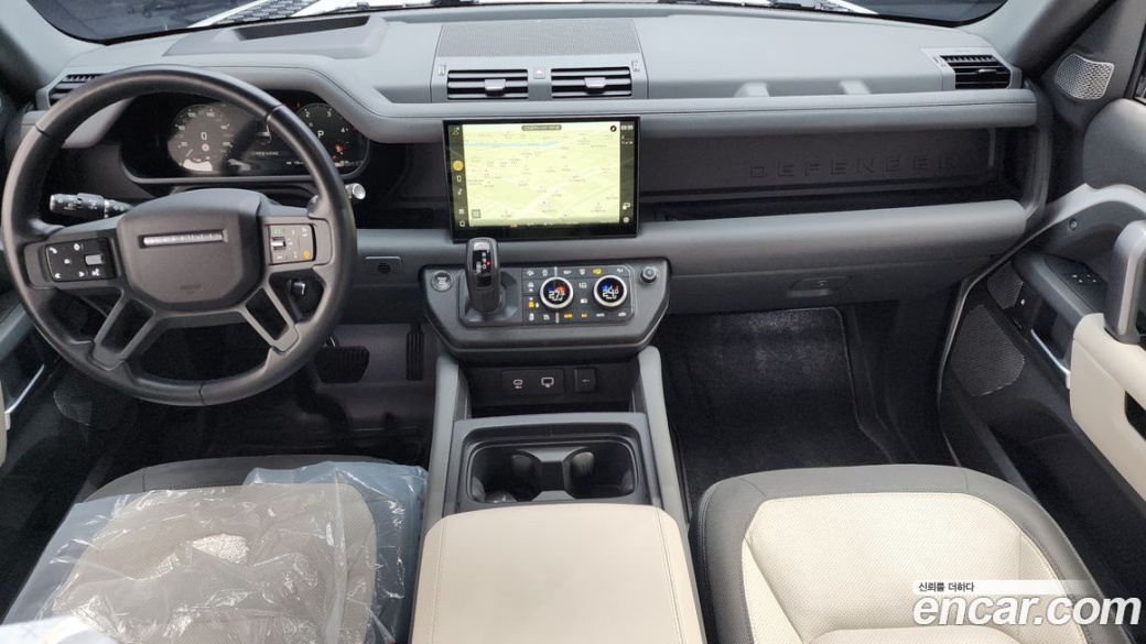 Land Rover Defender 130 D300 X-Dynamic HSE, 2023