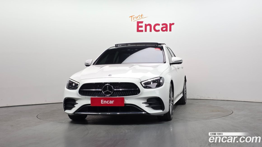 Mercedes-Benz E-Class E350 4MATIC AMG Line, 2022
