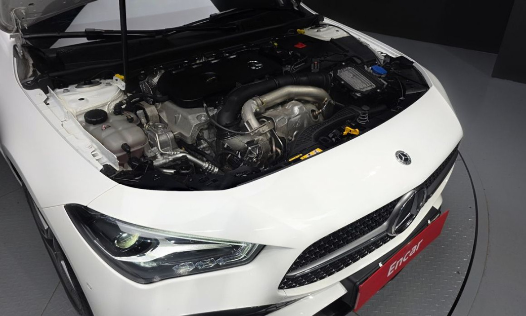 Mercedes-Benz CLA-Class CLA250 4MATIC, 2025