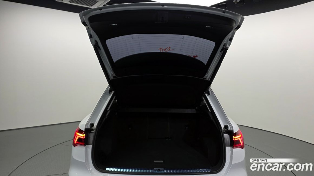 Audi Q3 35 TDI, 2022
