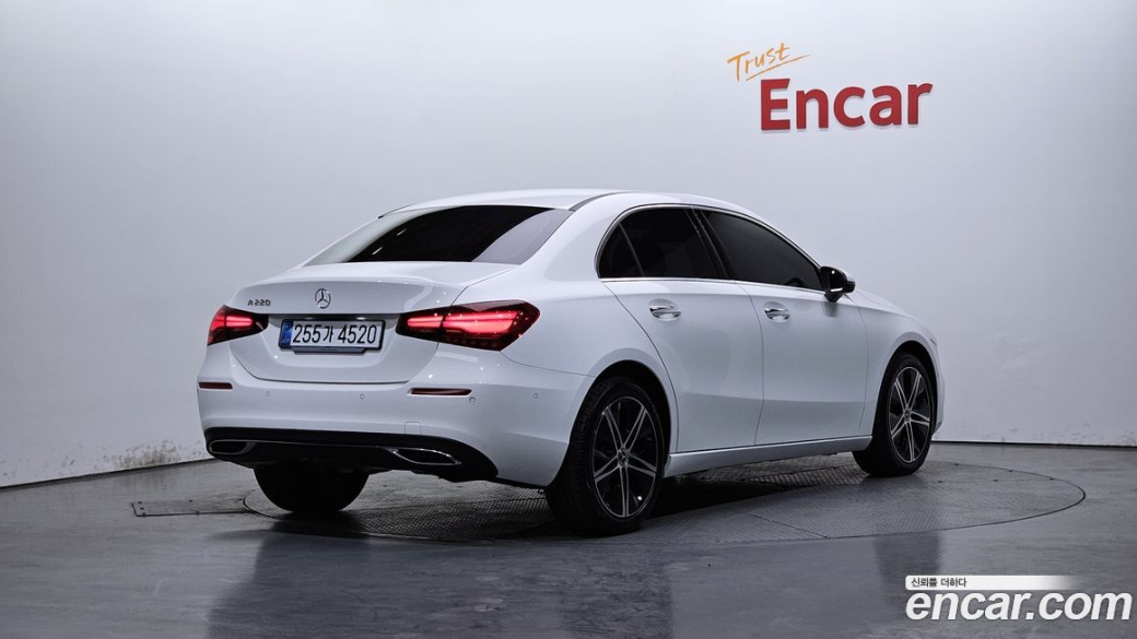 Mercedes-Benz A-Class A220 Sedan, 2026