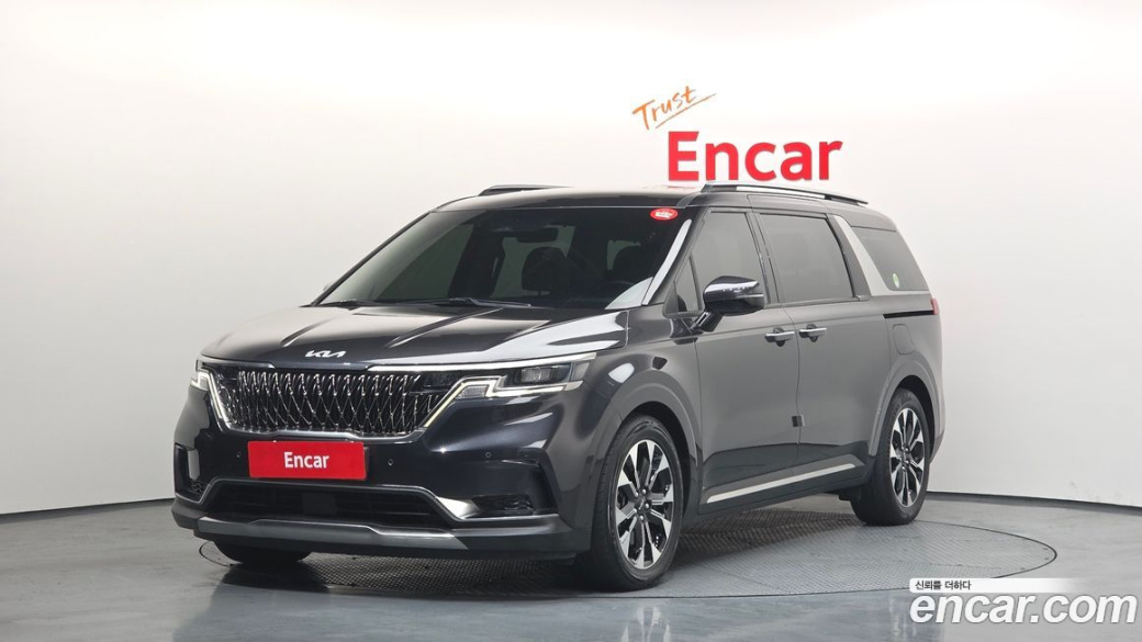 Kia Carnival 7-Seater Signature, 2022
