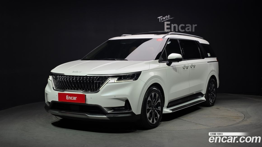 Kia Carnival 9-Seater Signature, 2023