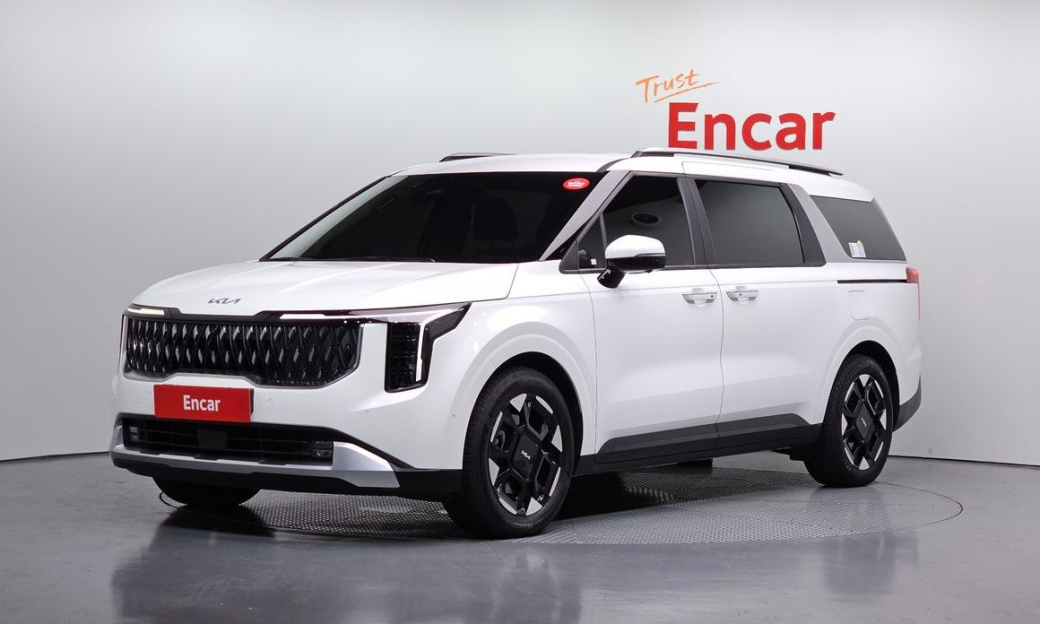 Kia Carnival 9-Seater Prestige, 2025