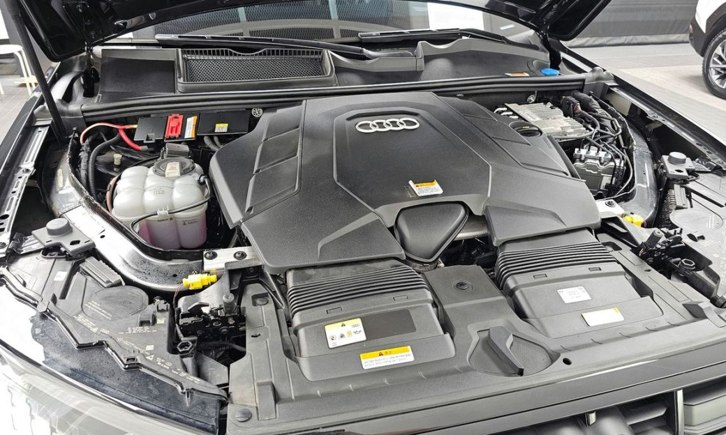 Audi Q7 55 TFSI Quattro Premium, 2022