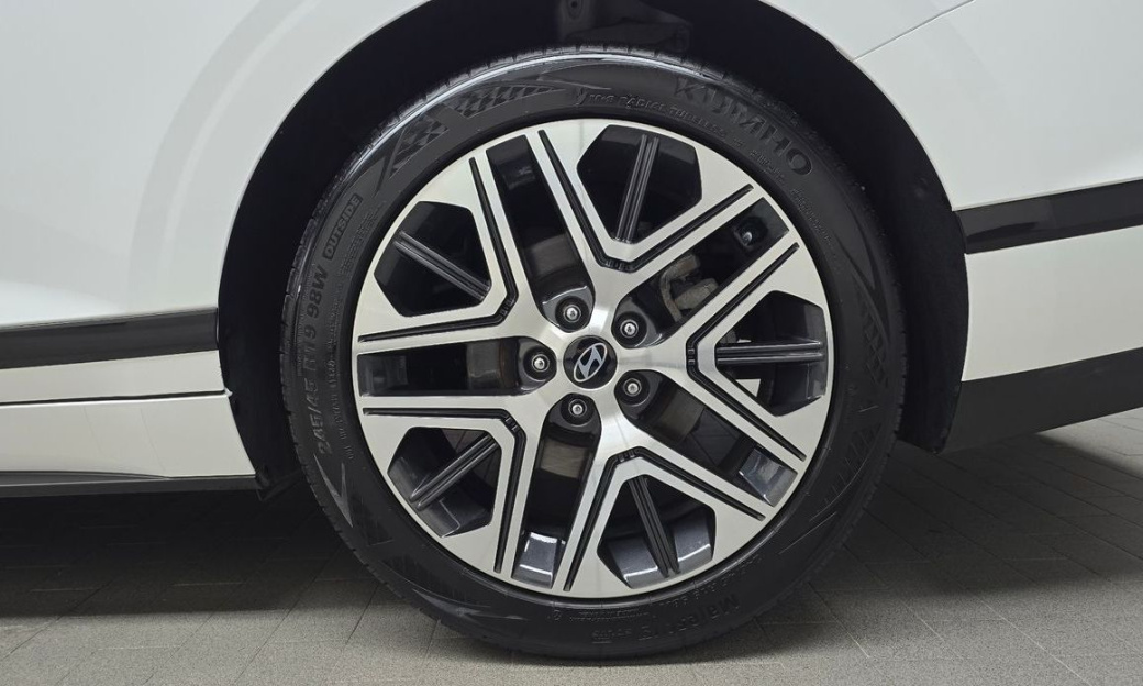 Hyundai Grandeur 2,5 Gasoline 2WD, 2023