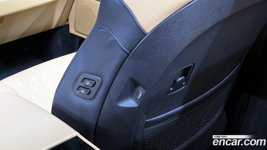 Kia Carnival 9-Seater Noblesse, 2023