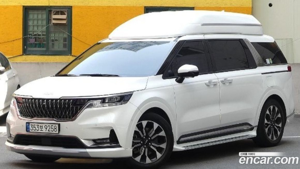 Kia Carnival 9-Seater Hi-Limousine, 2022