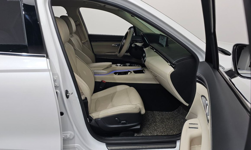 Genesis GV70 2.5T Gasoline 2WD, 2022
