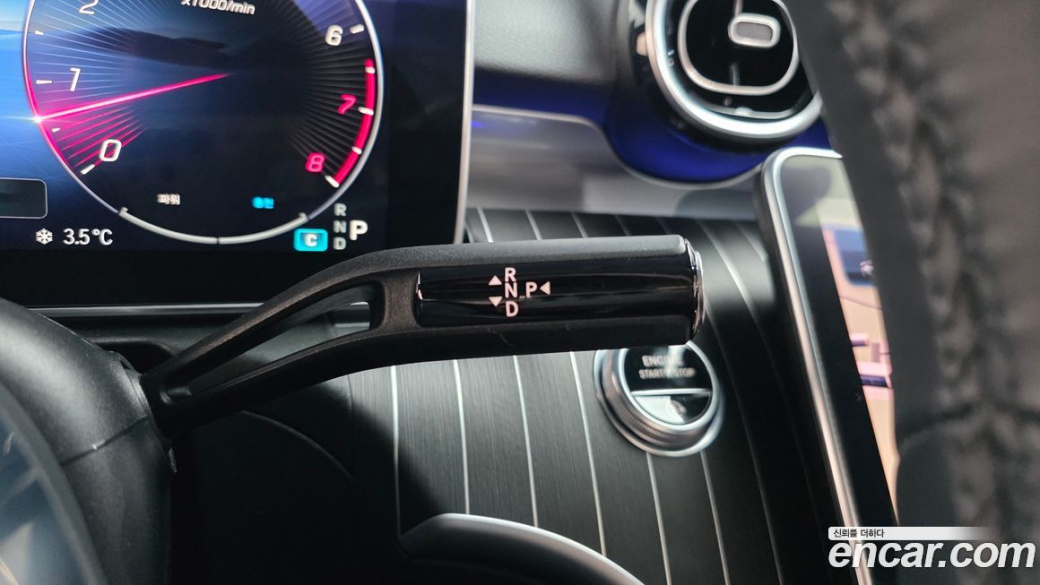Mercedes-Benz C-Class C300 4MATIC Avantgarde, 2024