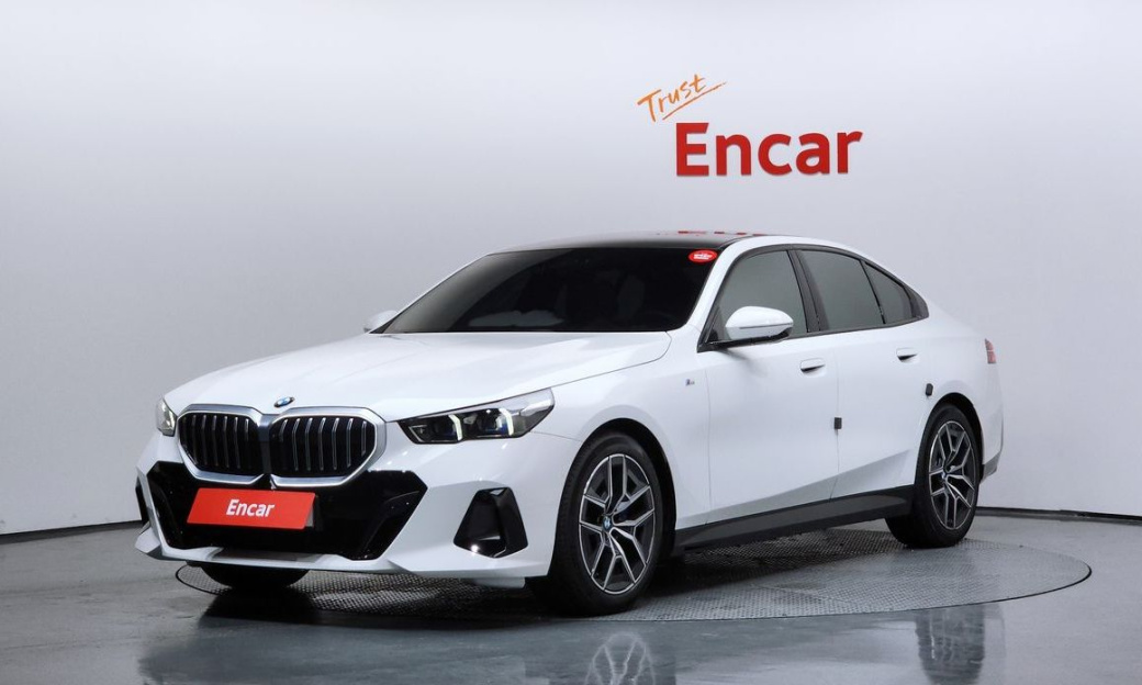 BMW 5-Series 520i M Sport, 2024
