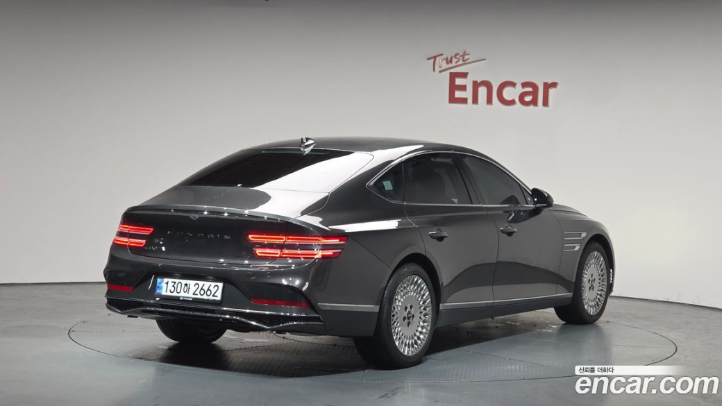 Genesis G80 Gasoline 2.5 Turbo AWD, 2025