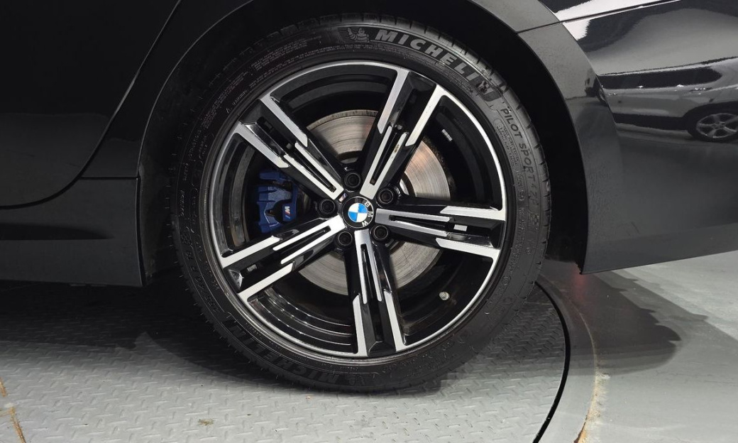 BMW 3-Series 320i M Sport, 2023