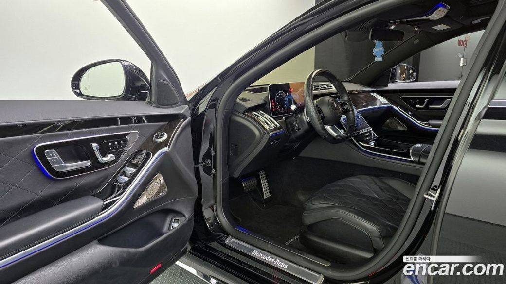 Mercedes-Benz S-Class S500L 4MATIC, 2023