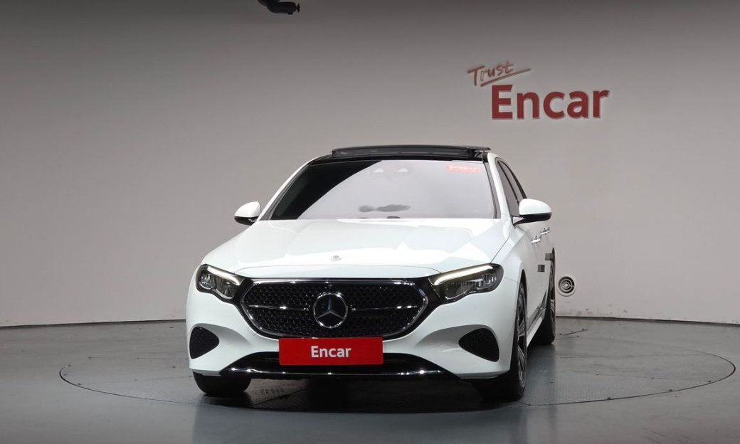 Mercedes-Benz E-Class E200 Avantgarde, 2024