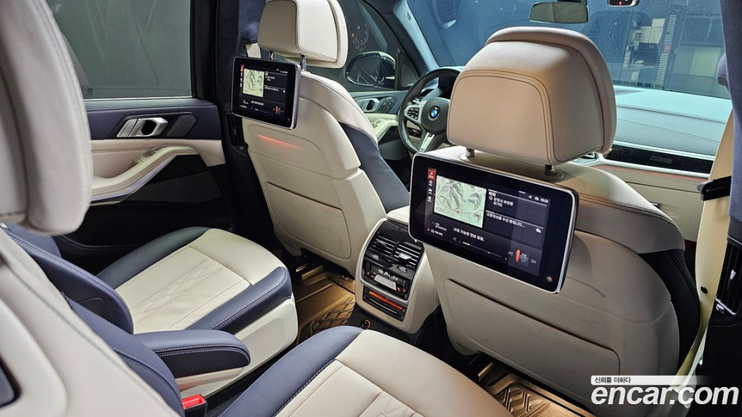 BMW X7 M50i 6STR, 2022