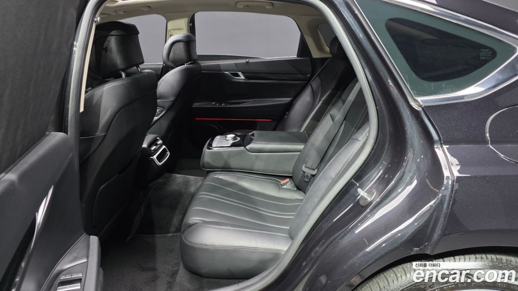 Genesis G80 Gasoline 2.5 Turbo AWD, 2025