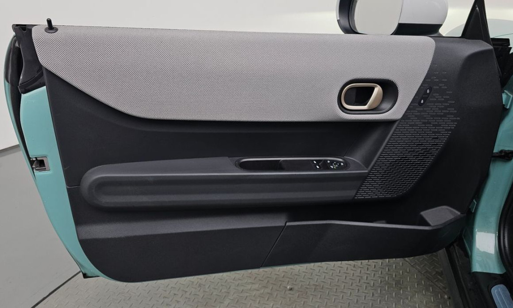 Mini Cooper Favoured, 2025