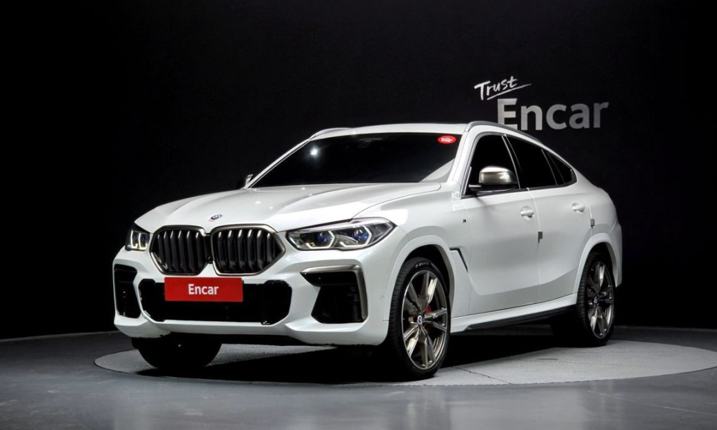 BMW X6 M50i, 2023