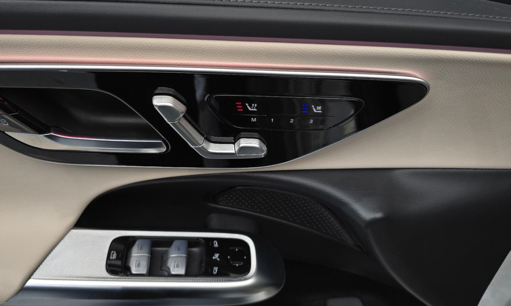 Mercedes-Benz E-Class E200 Avantgarde, 2024