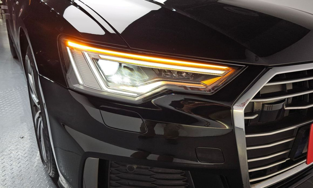 Audi A6 40 TDI Premium, 2022