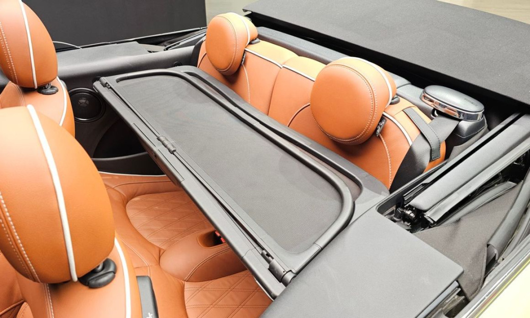 Mini Cooper Convertible Classic, 2024