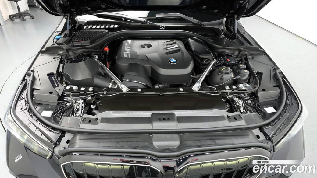 BMW 5-Series 520i Special Edition, 2025