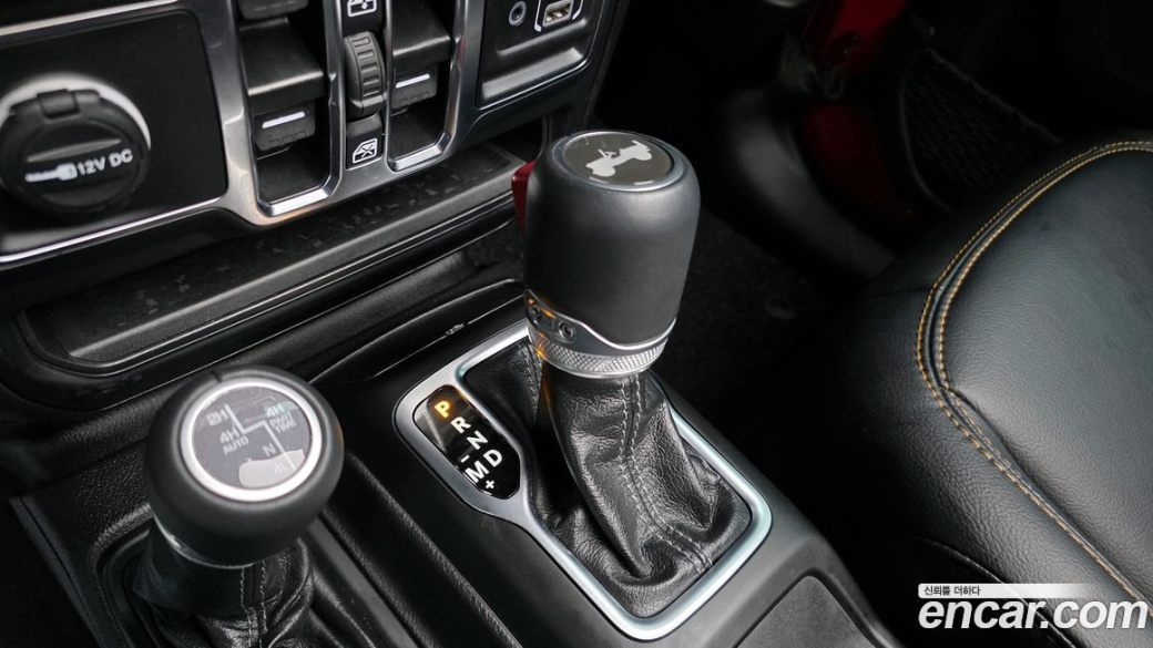 Jeep Wrangler 2.0 Sahara Power Top 4Door, 2024