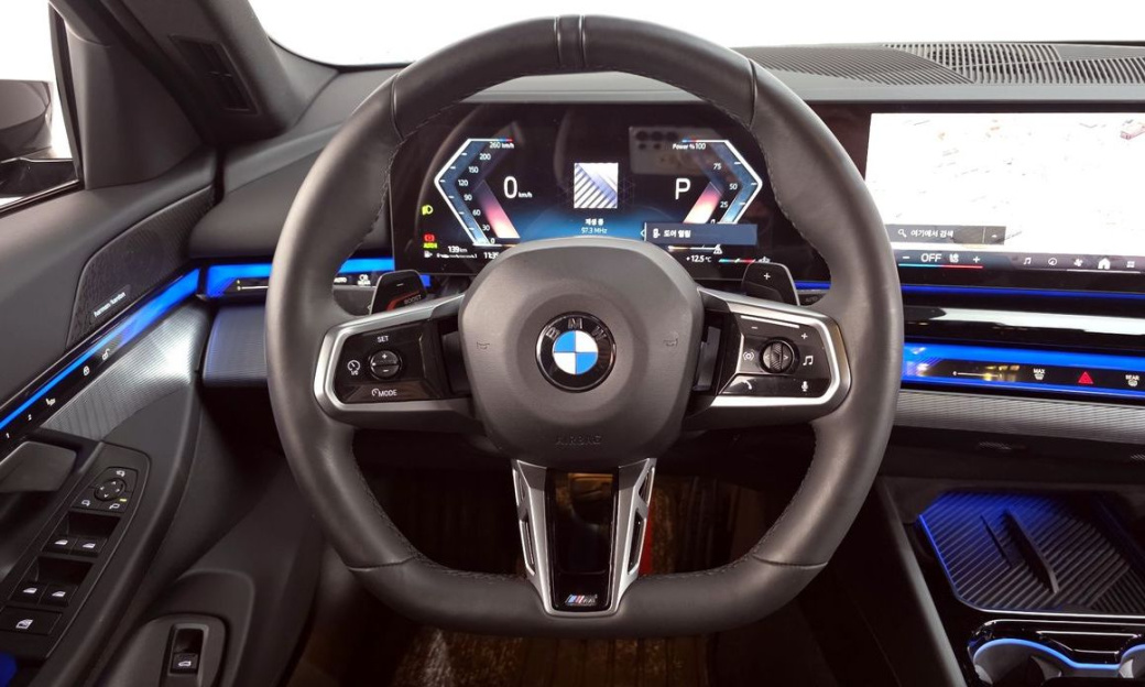 BMW 5-Series 520i M Sport, 2025