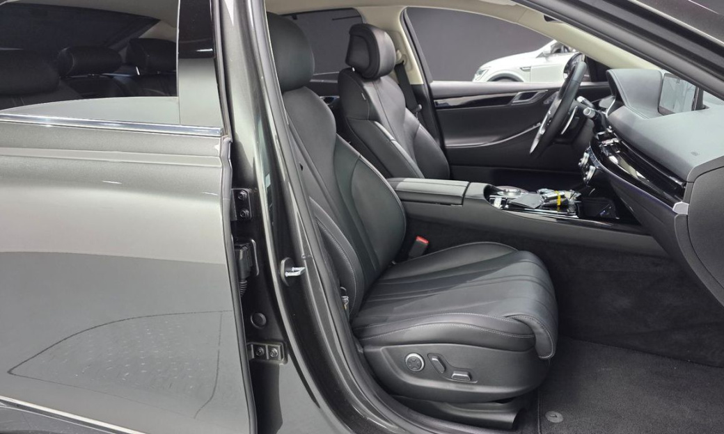 Genesis G80 Gasoline 2.5 Turbo AWD, 2024