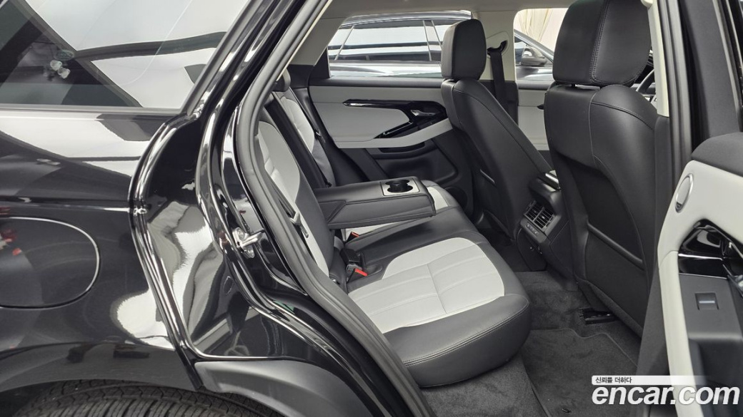 Land Rover Range Rover Evoque P250 Dynamic SE, 2025