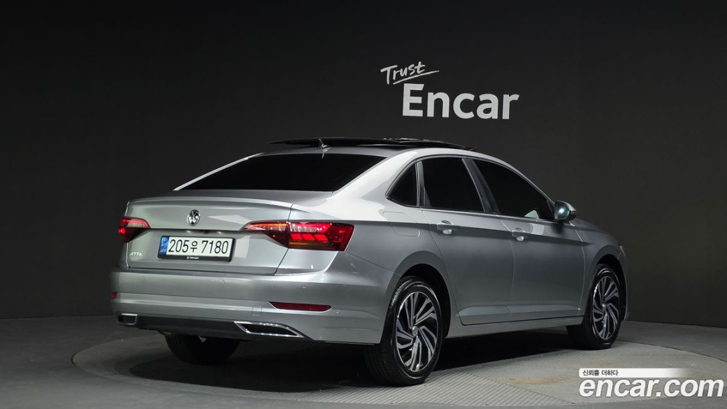 Volkswagen Jetta 1.4 TSI Prestige, 2021