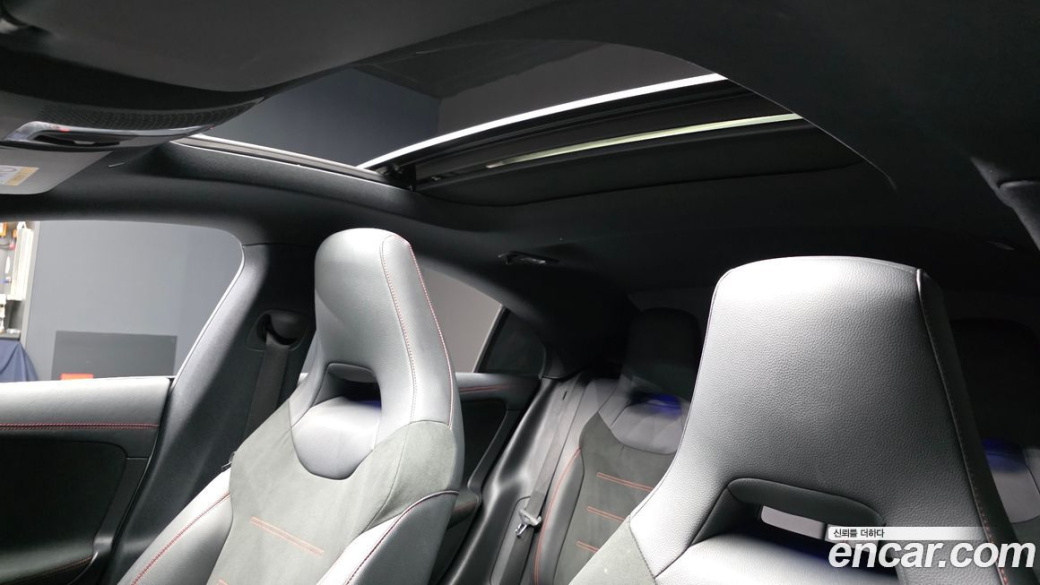 Mercedes-Benz CLA-Class CLA250 4MATIC, 2021
